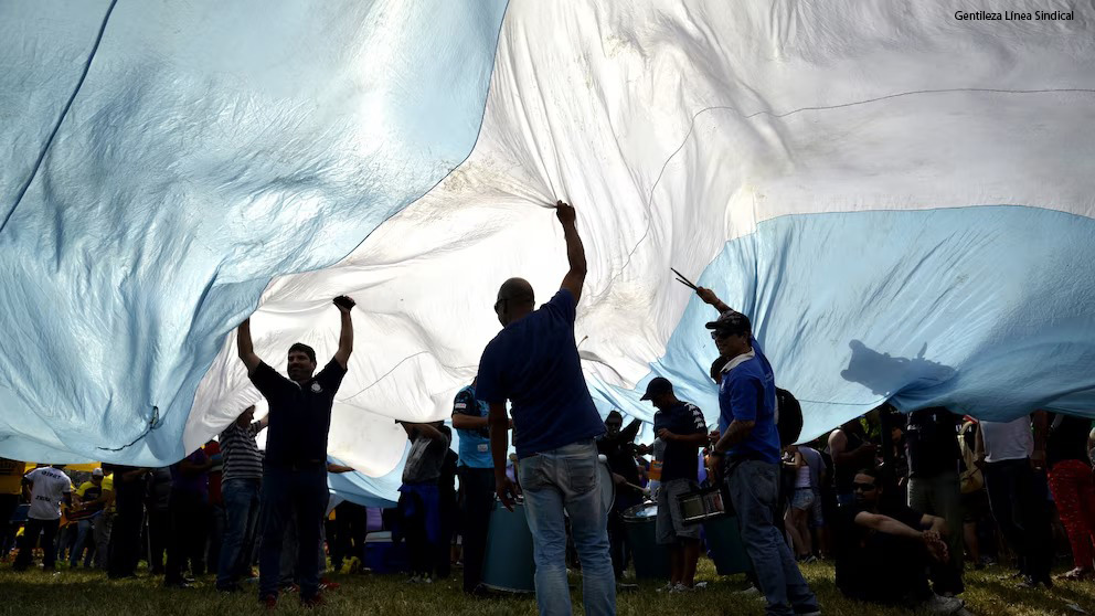 ¿Adónde vas, país?