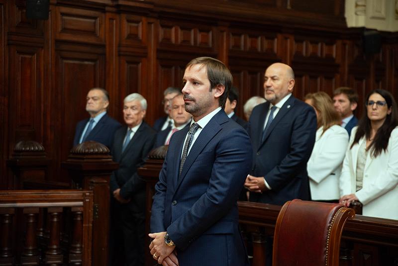 Doctor Viola, el adalid del derecho torcido