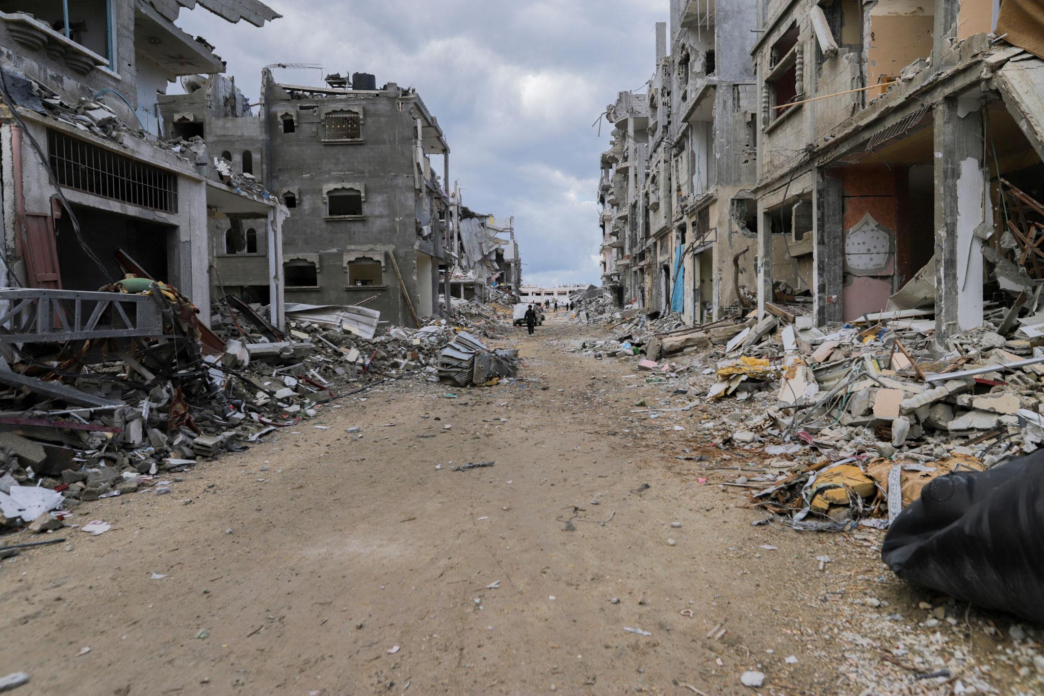 “Pasó de moda Gaza, como todo, viste vos…”